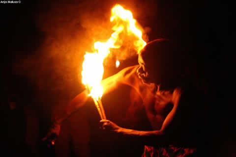 Sokodé Danse au feu - Nord Togo